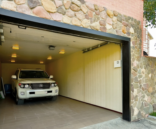 Подъемные ворота в Дивном