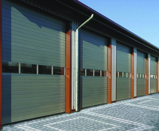 Промышленные ворота в Дивном