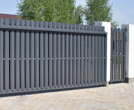 Ворота из штакетника в Дивном